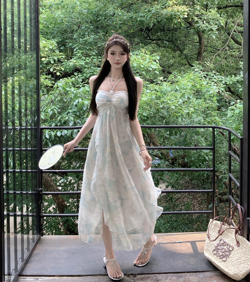 實拍  綠仙精靈～夏季新款長款假日純欲風顯瘦掛脖連衣裙子