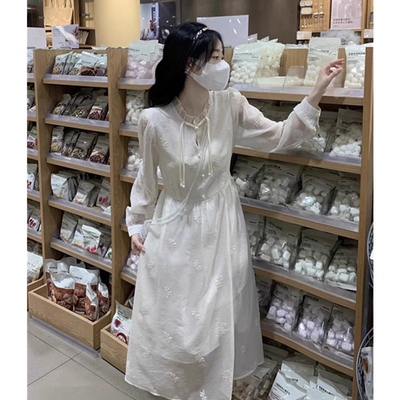 新中式國風復古高級感溫柔風初戀清純奶甜裙子收腰顯瘦連衣裙春夏