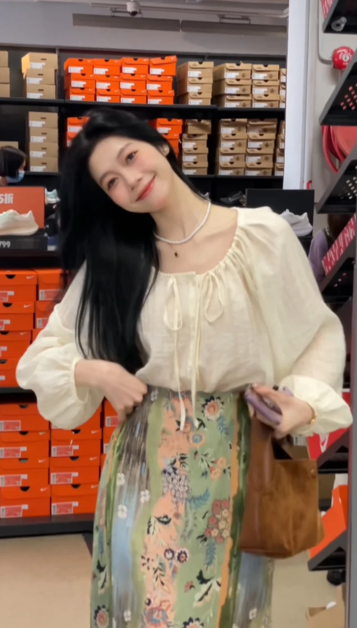 Chami田園風光印花半身裙女春荷葉領小衫+顯瘦a字裙兩件套