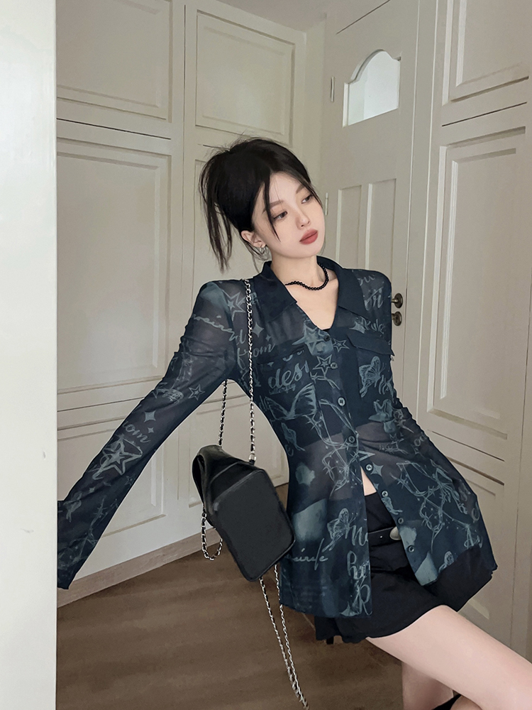 實拍2024夏季新款喇叭袖修身印花網紗上衣女辣妹薄款襯衫