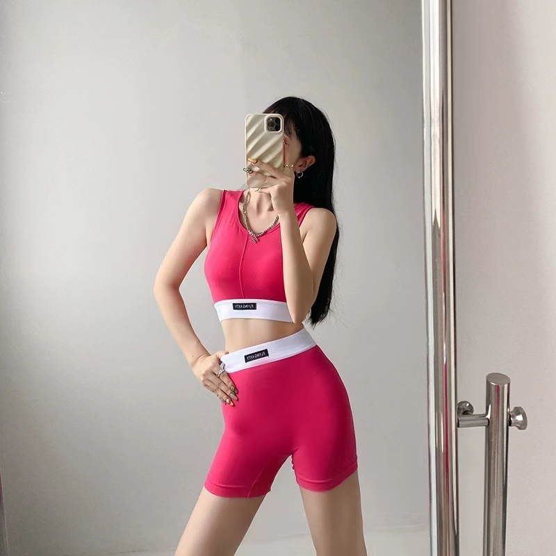 辣妹簡約休閒撞色瑜伽運動套裝帶胸墊舒適透氣顯瘦高腰外穿內搭女