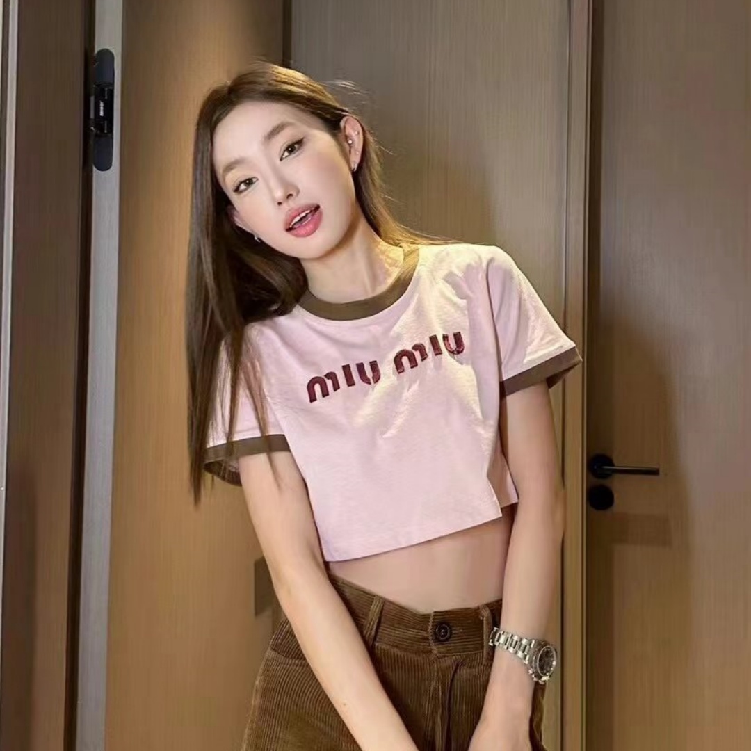 2024早春新款時尚圓領撞色寬鬆顯瘦設計感短袖T恤女短款上衣洋氣