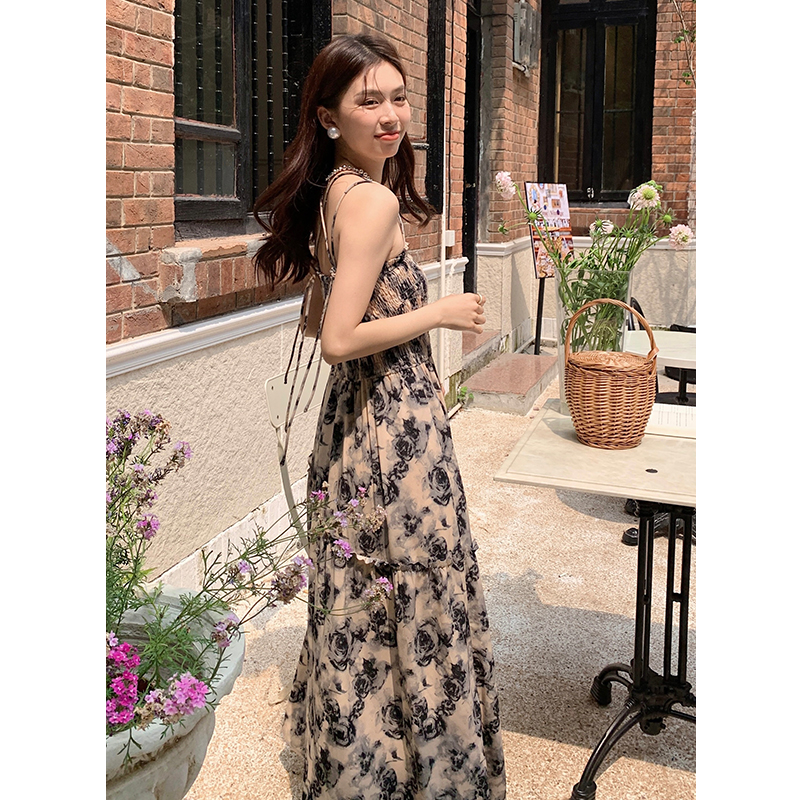 實拍 2024夏季新款女裝優雅印花雪紡壓褶裙子吊帶碎花連衣裙