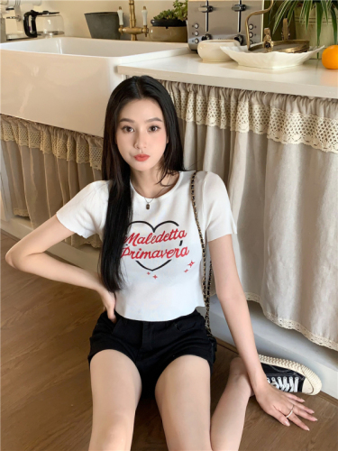 Real shot of girl's love letter printed round neck short-sleeved knitted T-shirt cropped top for women