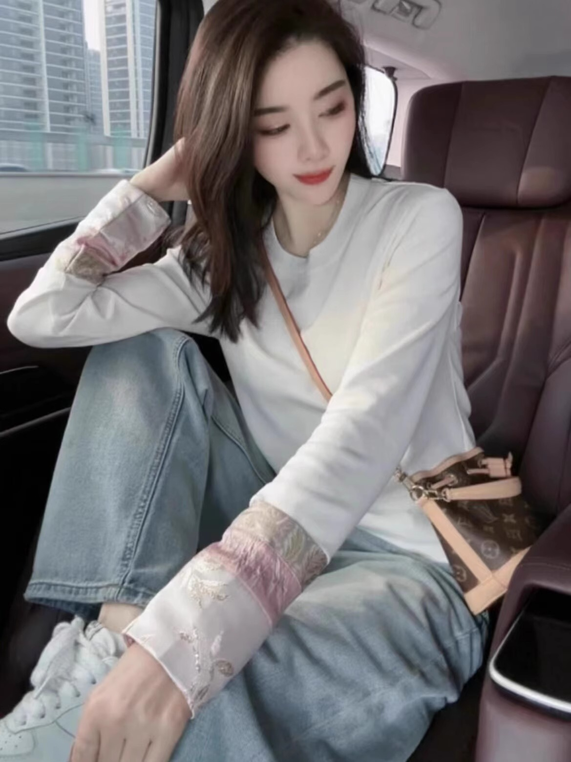 今年流行打底衫t恤女2024歐貨小衫設計感小眾新中式國風上衣