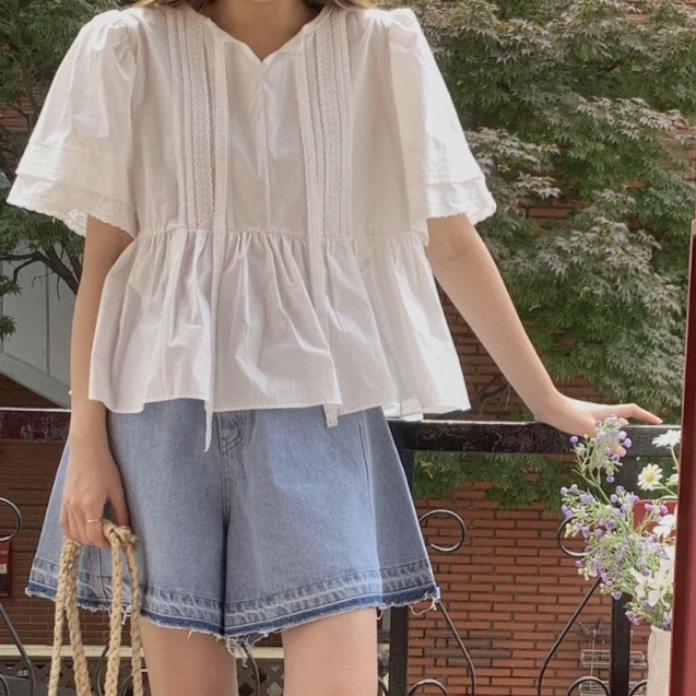 New spring and summer high waisted loose wide leg denim shorts
