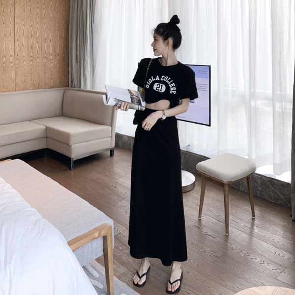 6535拉架棉女港風短款印花T恤+高腰半身裙可鹽可甜運動兩件套