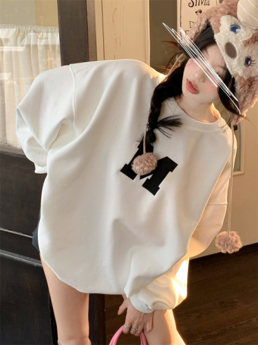 Real shot!  New Korean style letter embroidered casual all-match sweatshirt