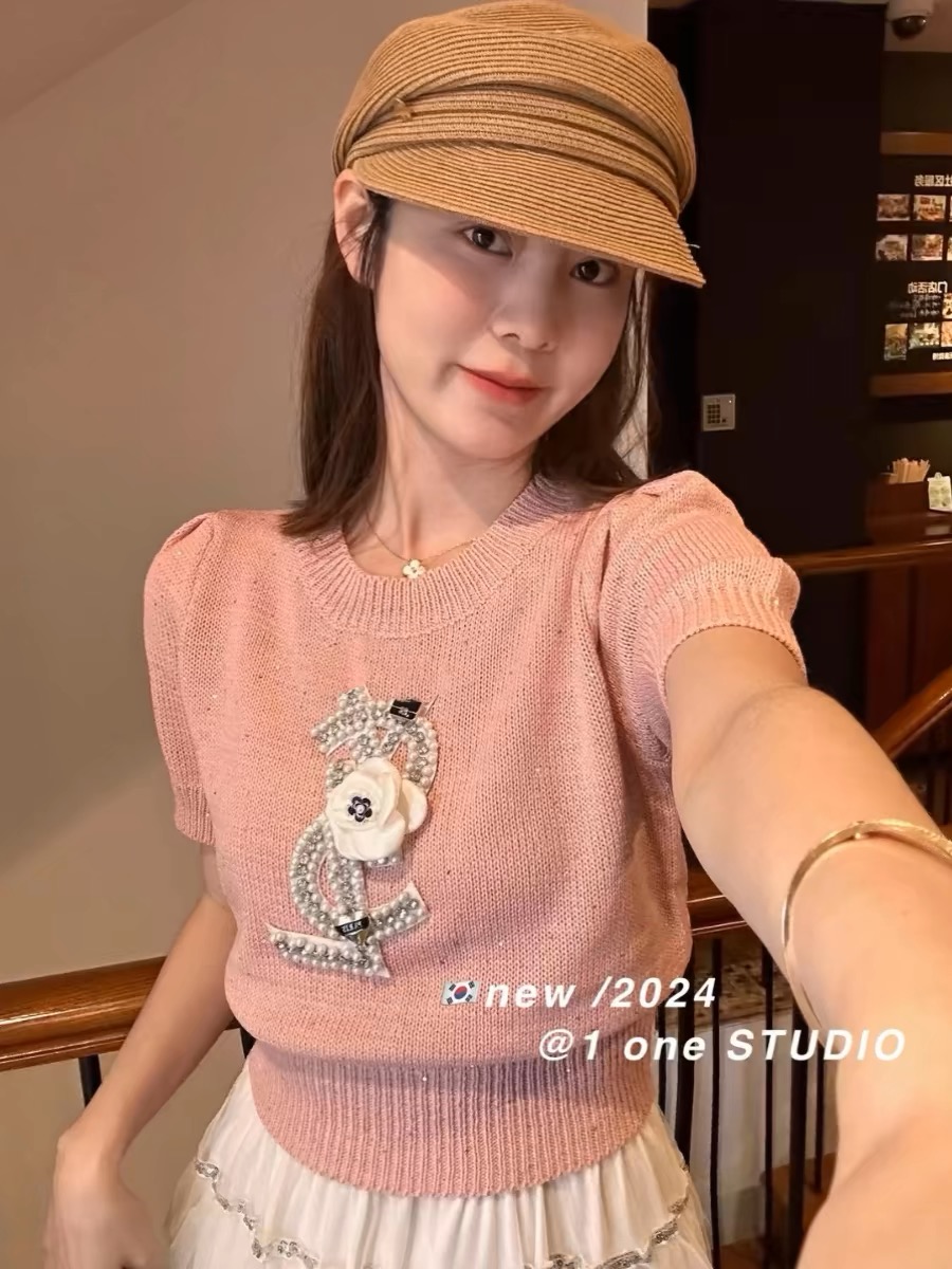 法式小香風山茶花釘珠泡泡袖針織衫春夏女裝減齡閃鑽短款冰絲上衣