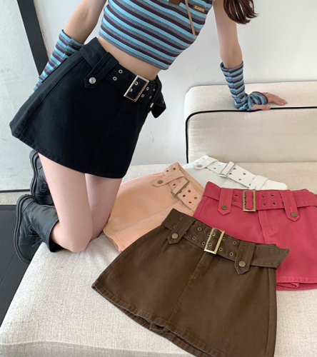 Real shot of hot girl American denim skirt female design slimming belt A-line anti-exposure shorts skirt
