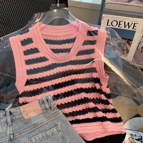Designed contrasting striped hollow knitted vest for women summer 2024 new loose casual outer vest top