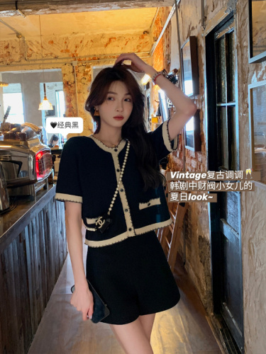 Xia Shiwen Summer Hepburn Lady Style Contrast Color Knitted Thin Cardigan Women's Short Round Neck Retro Top