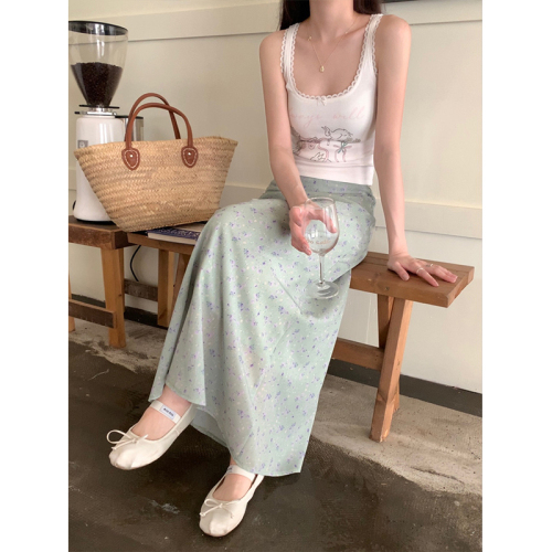 Real shot of spring and summer new French retro temperament lady style small floral high waist slim skirt long skirt for women