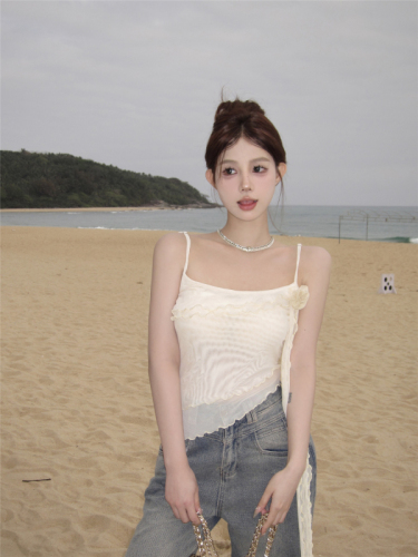 Real shot~ Lace mesh three-dimensional flower camisole for women in spring with ribbon design pleated top