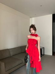 實拍 紅色抹胸上衣氣質辣妹風2024年新款荷葉邊設計感小眾