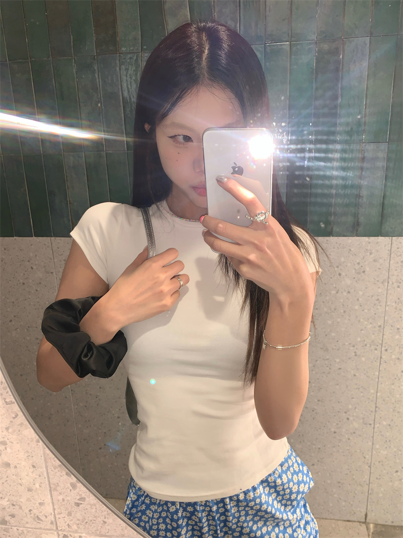 Actual shot~Design niche waist-cinching right shoulder short-sleeved T-shirt for women 2024 summer new slim-fitting short top