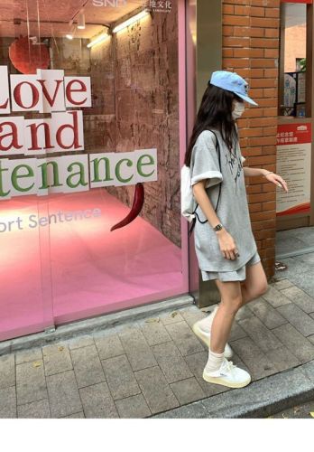 运动套装女夏季宽松大码短袖短裤学生韩版时尚休闲两件套