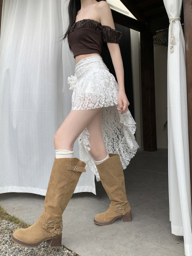 Actual shot of one-shoulder short-sleeved tube top + rose lace crochet hollow irregular ribbon mid-length skirt