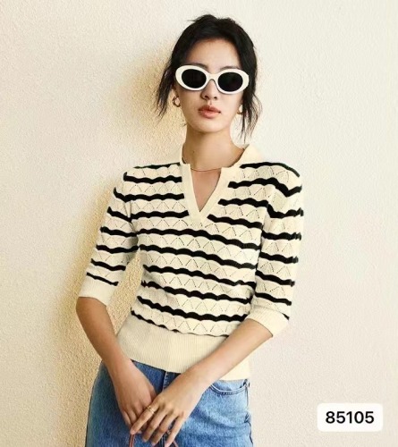 Temperament Polo collar hollow striped versatile short-sleeved quarter-sleeved waist knitted top