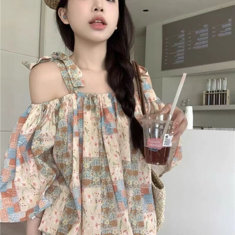 法式設計感印花吊帶女夏季2024新款寬鬆顯瘦減齡兩穿袖短款上衣
