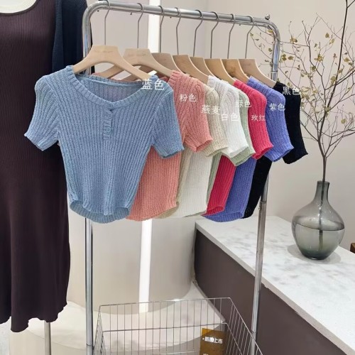 Real shot of summer new hot girl sexy navel-baring short-sleeved sweater for women round neck slimming short top trendy