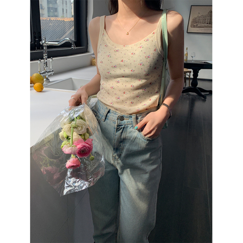 Actual shot of floral camisole women's summer new slim U-neck versatile spring and summer outer top