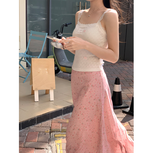 Real shot of spring and summer new French retro temperament lady style small floral high waist slim skirt long skirt for women