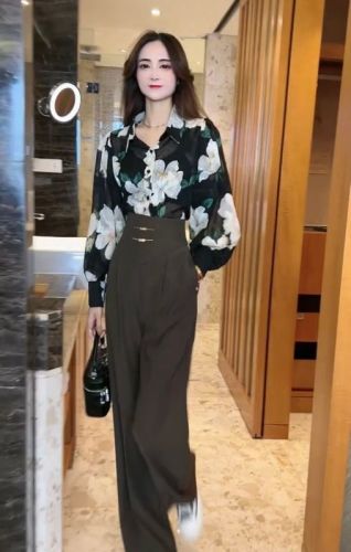 Temperament and fashion suit 2024 spring new long-sleeved design shirt + high-waisted Chinese style wide-leg pants