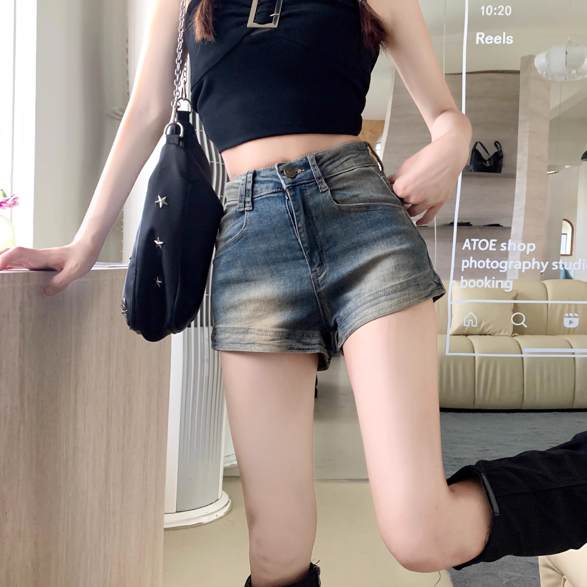 Retro blue denim shorts for women in summer, small hotties, high-waisted slim elastic hot pants, casual straight pants