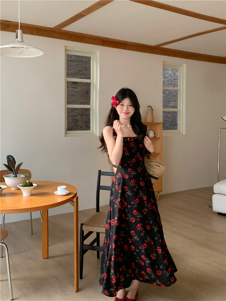 Real shot of retro rose chiffon suspender skirt women's summer vacation style dress