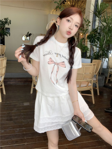 Actual shot of Korean girl's bow printed short-sleeved elastic + romantic lace skirt