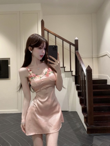 Real shot ~ Mesh Little Red Book 3D Flower Suspender Slim Pink Resort Style Small Sexy Pure Desire Dress for Women