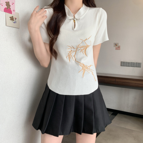 Actual shot of fat and large size summer temperament slimming and slimming national style embroidered stand-up collar plate-button short-sleeved top