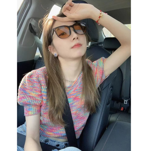High-end design niche rainbow knitted short-sleeved T-shirt women's unique and chic short top summer new style