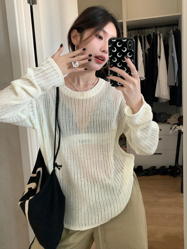 Round neck pullover hollow sweater for women 2024 early spring design loose and slim retro lazy long-sleeved blouse