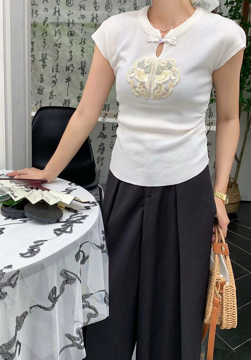 Actual shot of new Chinese-style button-down stand-up collar sweater short-sleeved women's small flying sleeves slim-fitting right-shoulder T-shirt temperament top