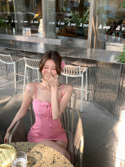 實拍 馥郁海島蕾絲拼接吊帶裙蝴蝶結度假風設計感連衣裙