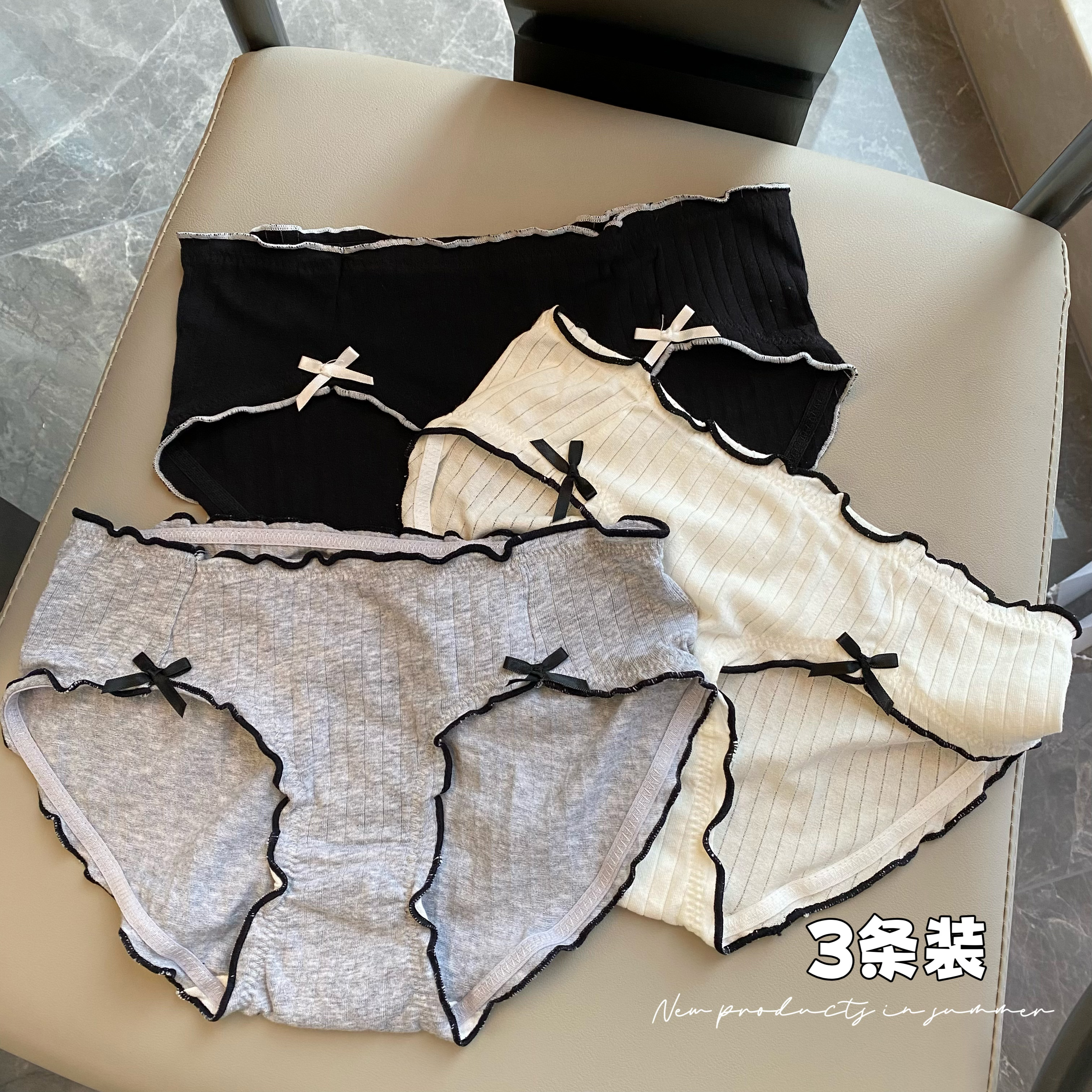 Actual shot of Japanese simple and sweet girly bow mid-waist pure cotton underwear triangle leggings 3 pack