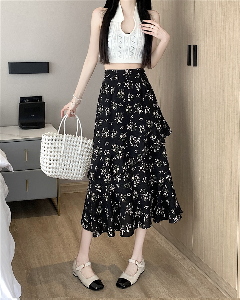 Real shot of a slit high-waisted ruffled floral skirt