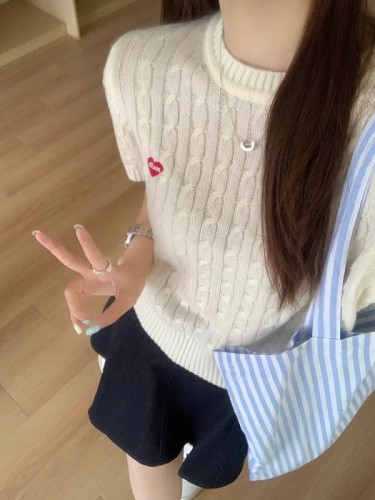 Wu 77 Love Embroidery Round Neck Twist Knitwear Women's College Style Outerwear Short Sleeve Slimming Versatile Short Top Spring