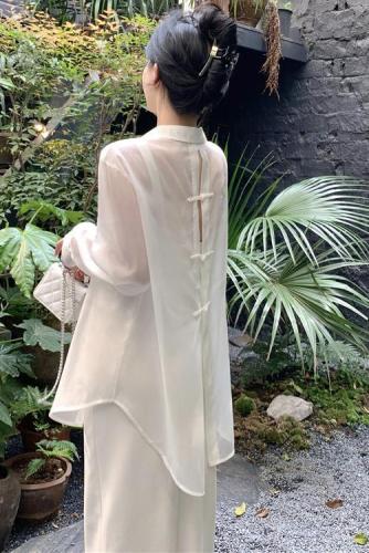 Actual shot ~ 2024 summer new style French gentle style pearl plate button design sun protection loose chiffon shirt