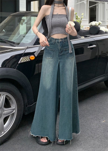 Retro wide-leg jeans skirt for women summer 2024 new high-waist slim design raw edge loose flared pants