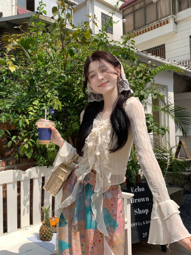 Actual shot of Korean chic simple design irregular slim top + oil painting skirt