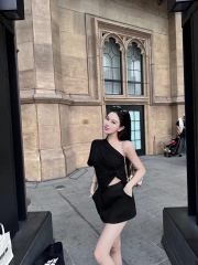 woppei 氣質性感不規則斜領露肩背心百搭a字短款半裙三色套裝女