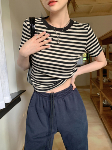 Actual shot~Striped short shoulder T-shirt for women, spring and summer new American slim retro top with inner layer
