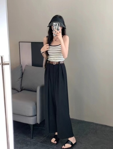 66066 Non-actual shot of large size women's clothing that looks slim and covers fat MM summer high-waisted straight casual suit nine-point pants for women