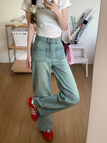 Real shot of retro nostalgic washed double pocket denim straight floor mopping trousers