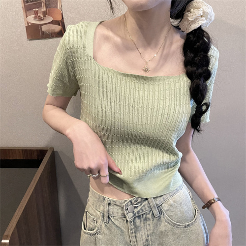 Actual shot of square-neck short-sleeved T-shirt for women in summer with niche and high-end ice silk knitted top