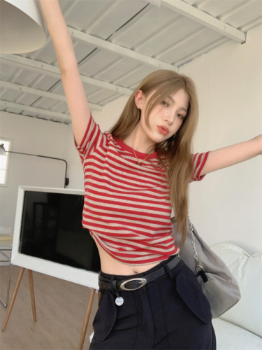 Actual shot~Striped short shoulder T-shirt for women, spring and summer new American slim retro top with inner layer