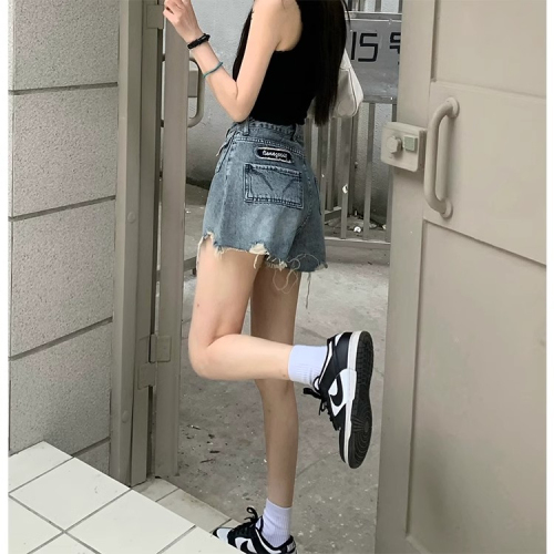 American hot girl retro raw edge design jeans for women summer new high-waisted loose slimming A-line shorts